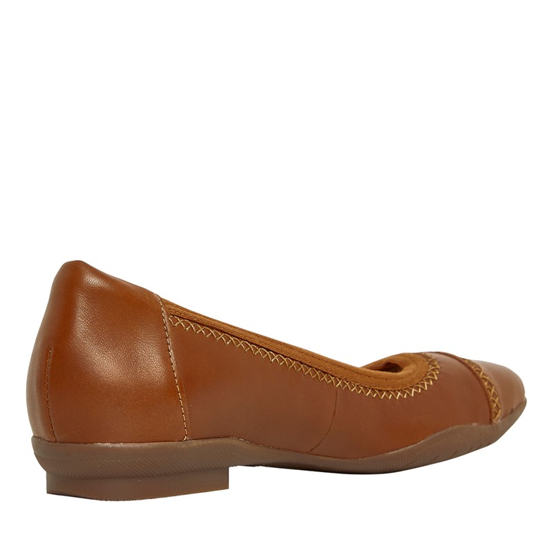 Clarks leather flats best sale