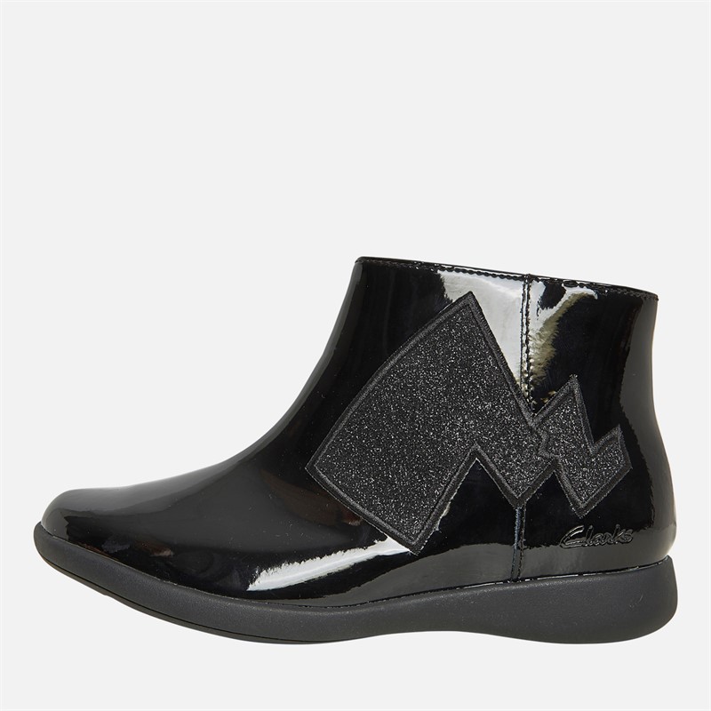Clarks Girls Etch Trail Pokemon F-Fit Ankle Boots Black