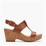 Clarks Damen Giselle Stil Keil Sandalen Tan Leather