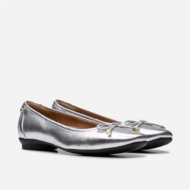 Clarks Womens Candra Light Shoes Silver Metallic