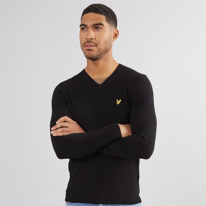 Lyle And Scott Vintage Mens V-Neck Jumper Z865 Jet Black - Size S