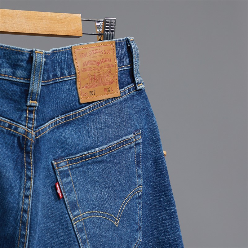 Levi's Mens 501 Original Shorts Bleu Eyes Break Short