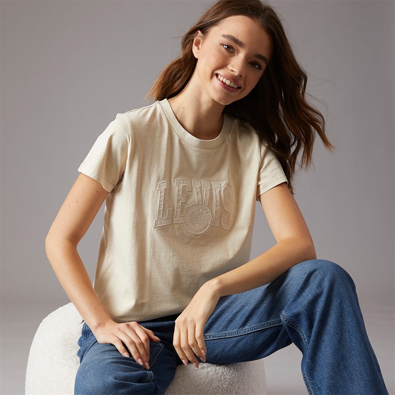 Levi's Womens Graphic Boxy T-Shirt White Swan