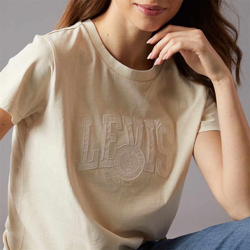 Levi's Womens Graphic Boxy T-Shirt White Swan