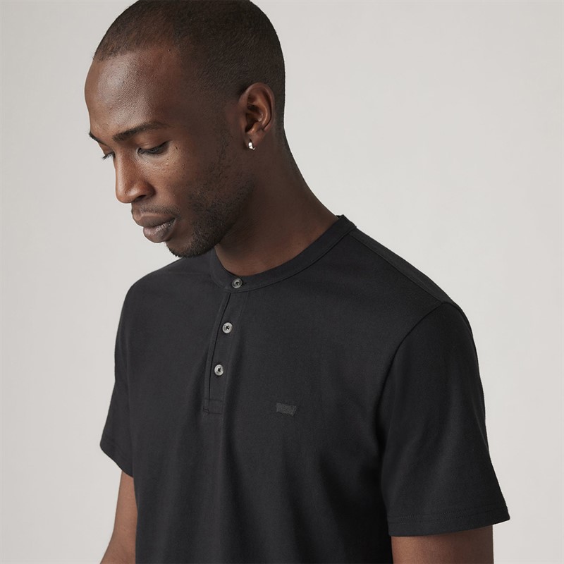 Levi's Krótki rękaw HM T-shirt Henley dla niego kolor Mineral Black