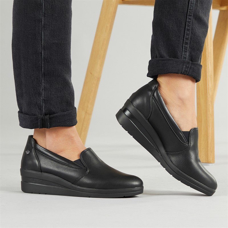 Lotus Womens Roman Wedge Loafers Black Smooth