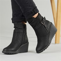 Lotus Womens Olivia Wedge Heel Buckle Boots Black