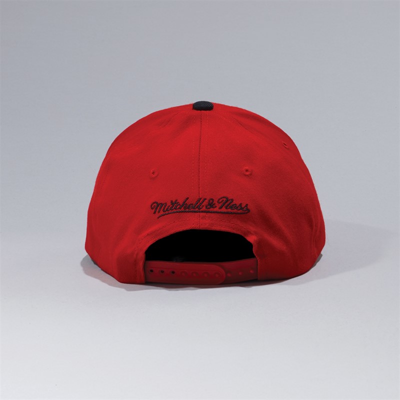 Mitchell & Ness Chicago Bulls NBA Team 2 Tone Snapback Cap Red/Black/Grey