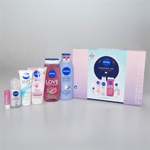 NIVEA Womens Pamper Me With Care Six Pack Gift Set Multi