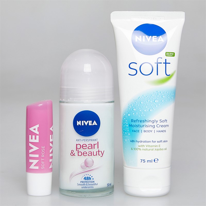 NIVEA Womens Pamper Me With Care Six Pack Gift Set Multi
