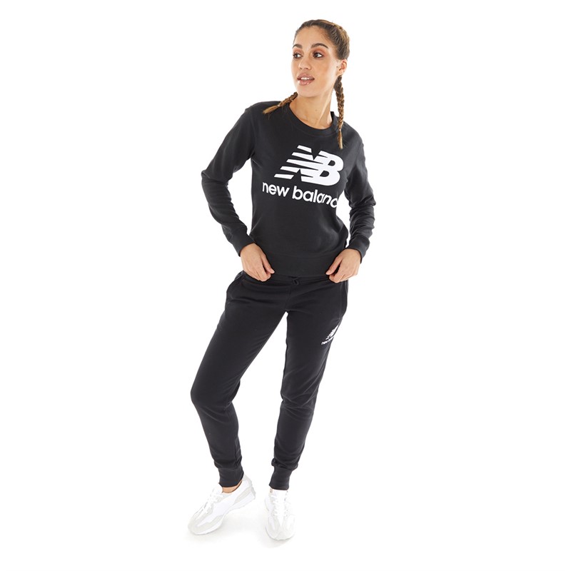 New Balance Womens Essentials Crew Sweatshirt Black