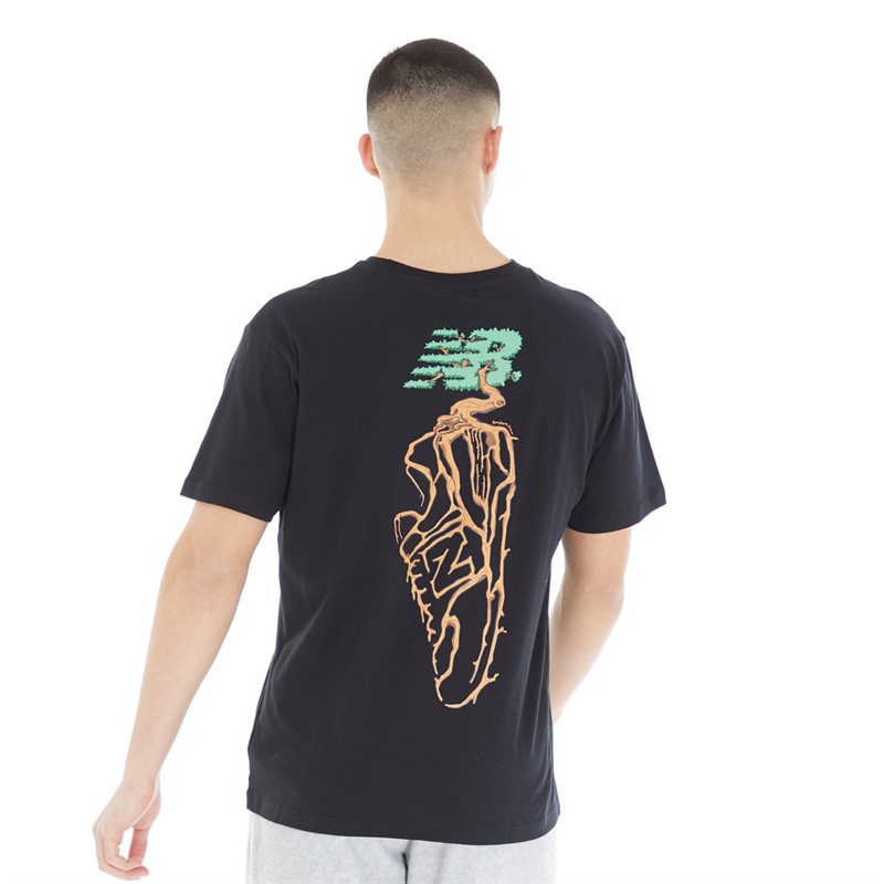 New Balance Mens Essentials Roots Graphic T-Shirt Black