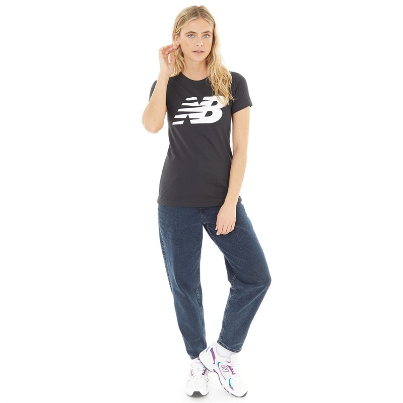 New Balance Womens Classic Flying Logo Graphic T-Shirt Black