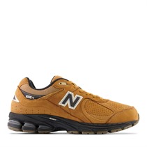 Mens trainers sale new balance deals