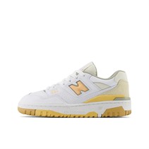 New Balance Junior Girls 550 Trainers White Peach Blossom