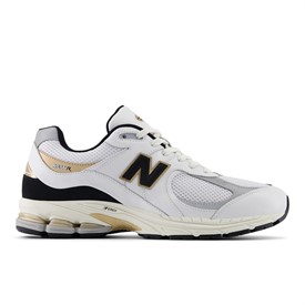 NewBalance2002RTrainersWhite/Black/Gold