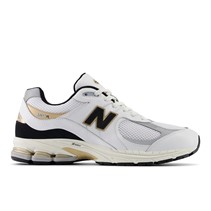 New Balance Mens 2002R Trainers White/Black/Gold