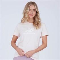 New Balance Dame Sport Essentials Logo T-shirts Lyserød