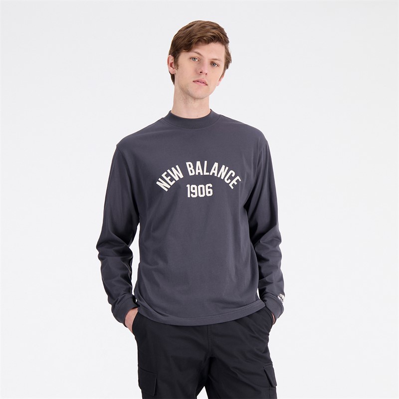 New Balance Heren Essentials Varsity Lange Mouw T-Shirt Blacktop - Maat M