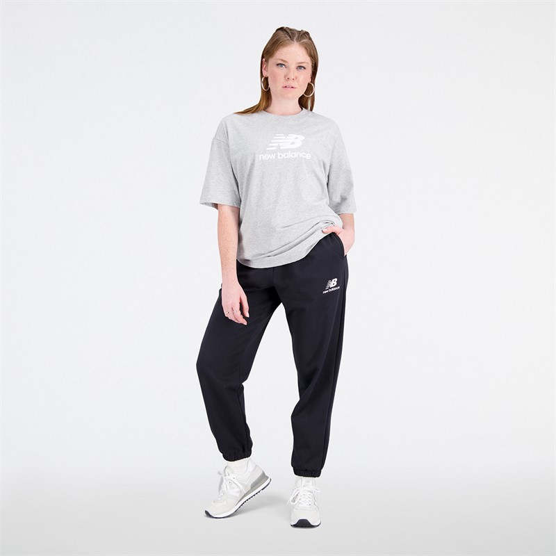 New Balance Damen Essentials Gestapeltes Logo Jogginghose Schwarz