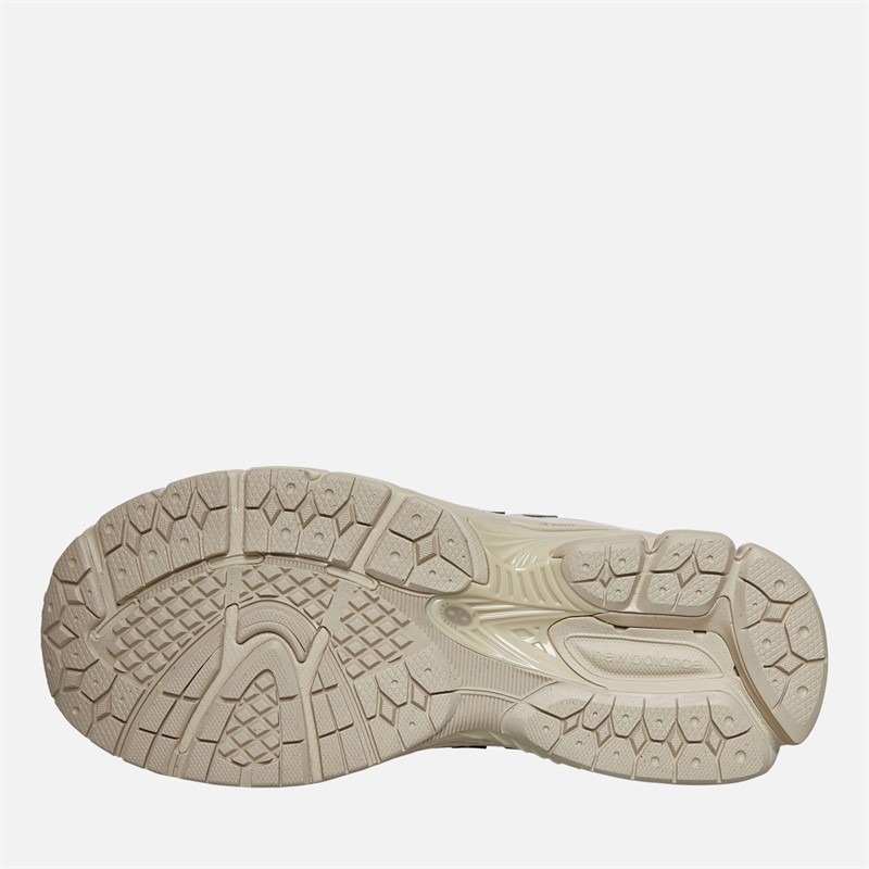 New Balance Junior Boys 2002R Trainers Timberwolf