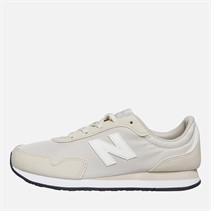 New Balance Junior Girls 323 Trainers Timberwolf