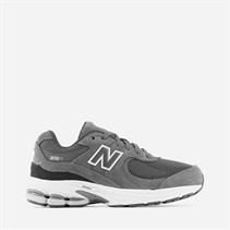 New Balance Junior 2002R Trainers Woodland/Black
