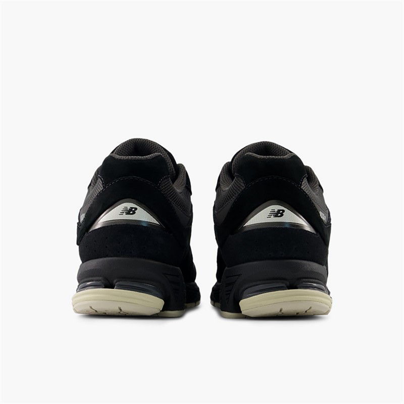 New Balance 2002R Trainers Black/Timber Wolf White