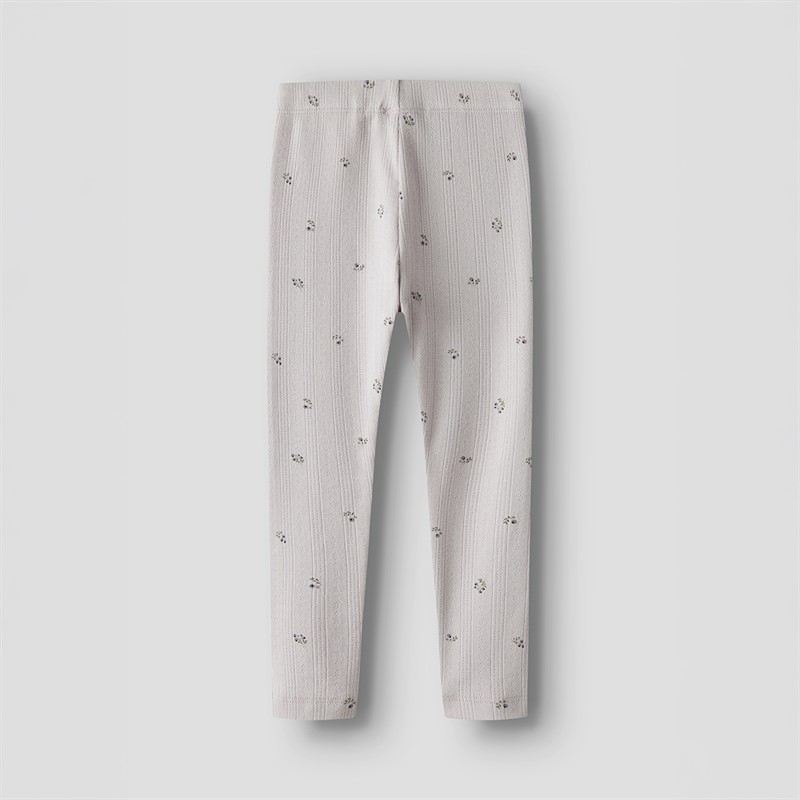 Name It Spodenki z nadrukiem jagód dla dziewczynki kolor Lilac Marble