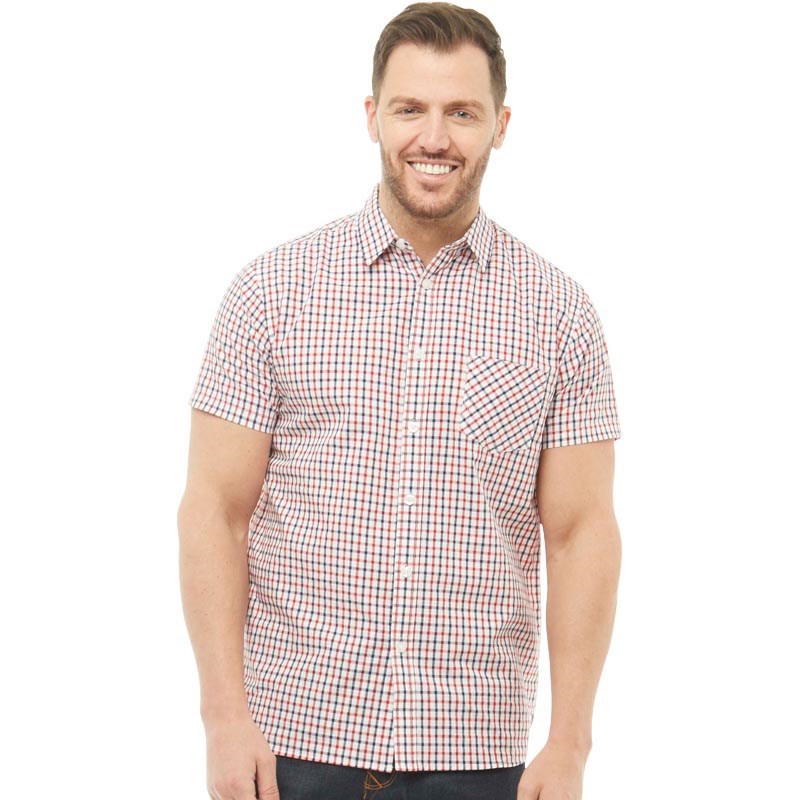sleeveless shirt fashion