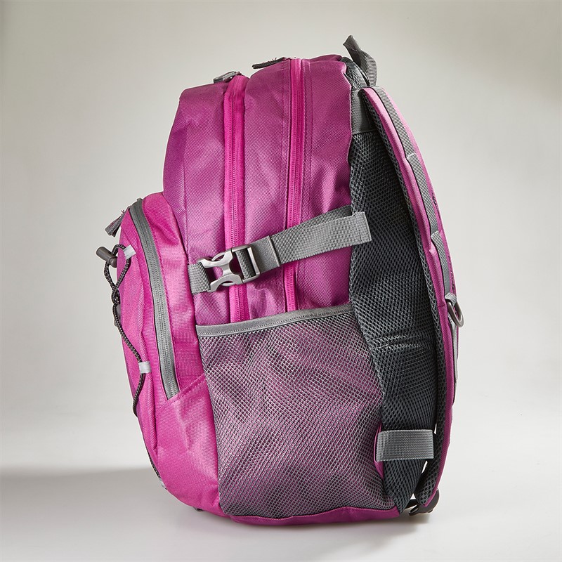 Trespass Albus 30L Rucksack Grape Wine