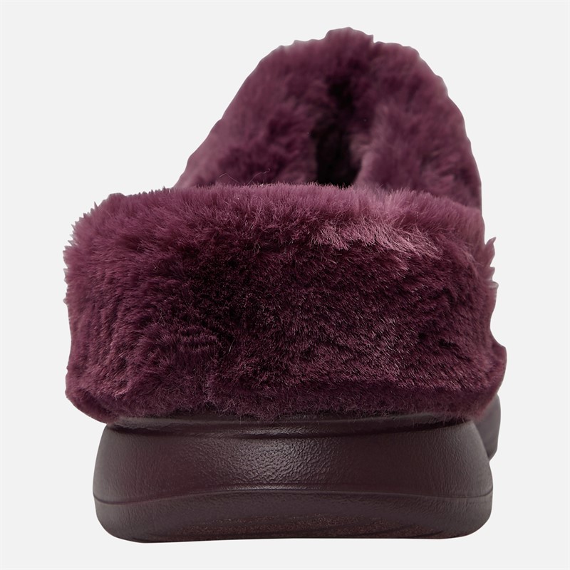 SKECHERS Womens Go Walk 5 Cozy Embrace Slippers Burgundy