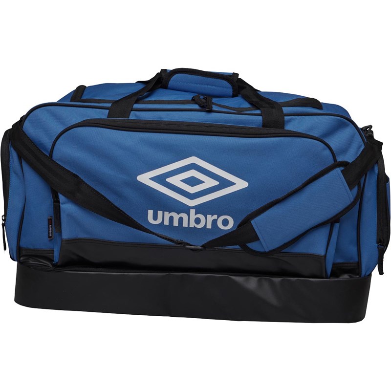 umbro holdall