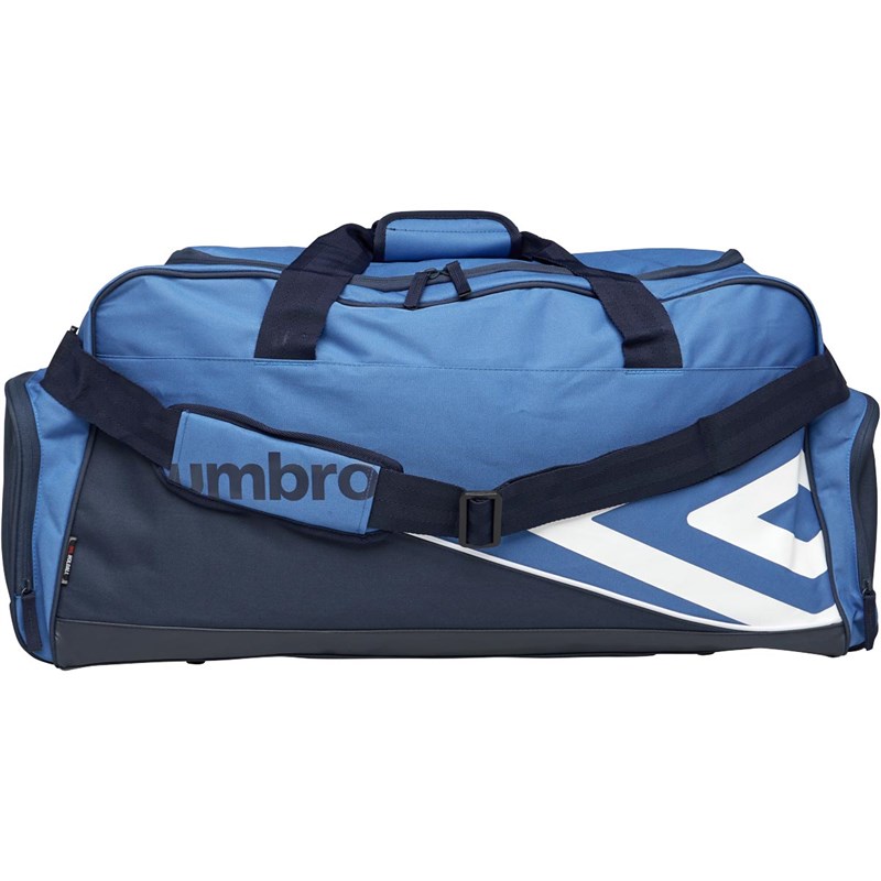 umbro holdall