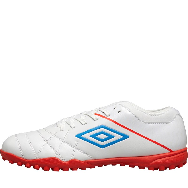 umbro astro trainers
