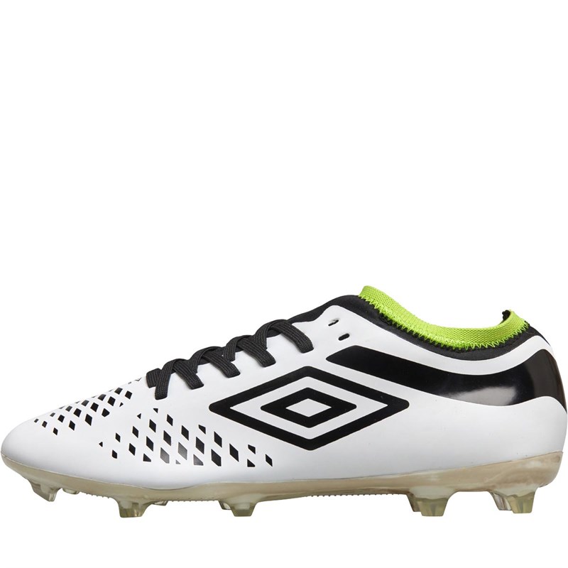 umbro junior football boots