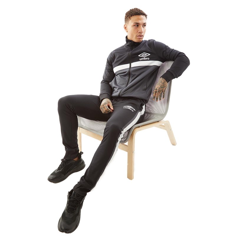 Umbro Mens Panelled Track Pants Black/Carbon/Brilliant White