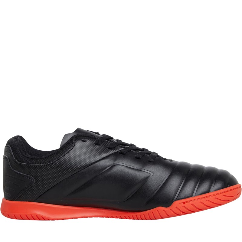Umbro Mens Tocco Club IC Indoor Black / Cherry Tomato