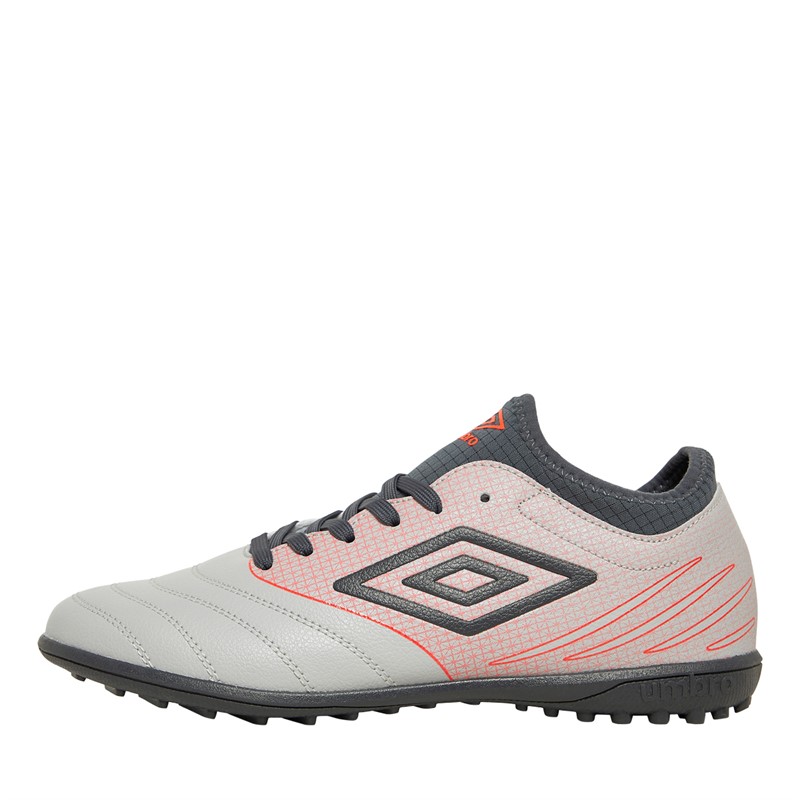 Umbro Voetbalschoenen Heren Tocco IV 1.0 TF Astro Nimbus Cloud/Carbon/Fiery Coral