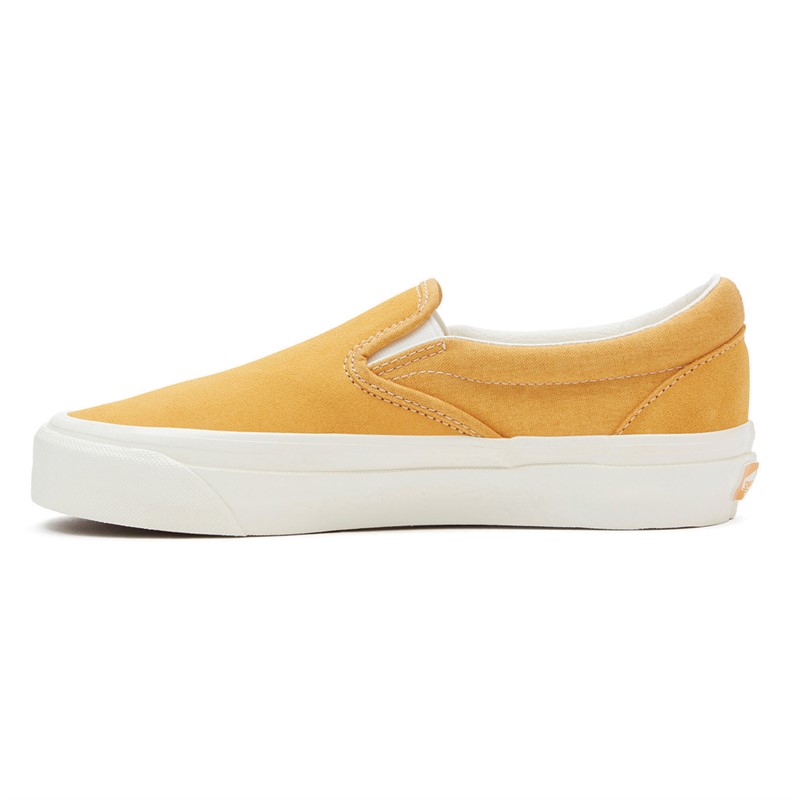 Vans MTE Slip-On Reissue 98 Trainers Gold