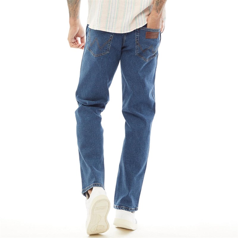 Wrangler Herren Texas Fit Jeans mit geradem Bein Blau