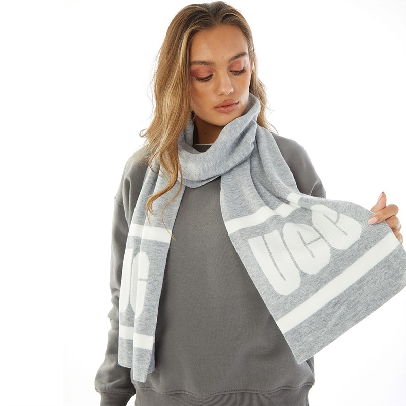 UGG® Womens Graphic Logo Knit Scarf Light Grey