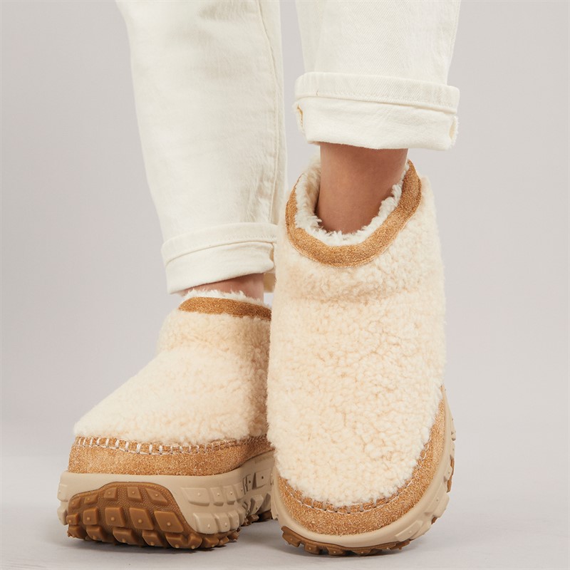 UGG® Womens Venture Daze Ultra Mini Cozy Boots Natural