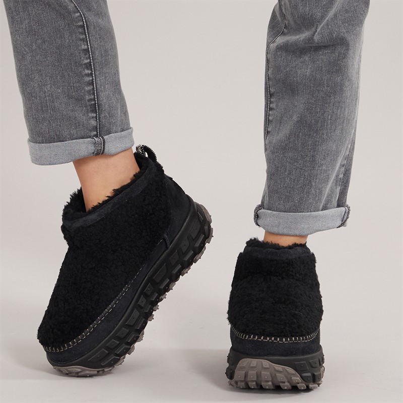 UGG® Womens Venture Daze Ultra Mini Cozy Boots Black