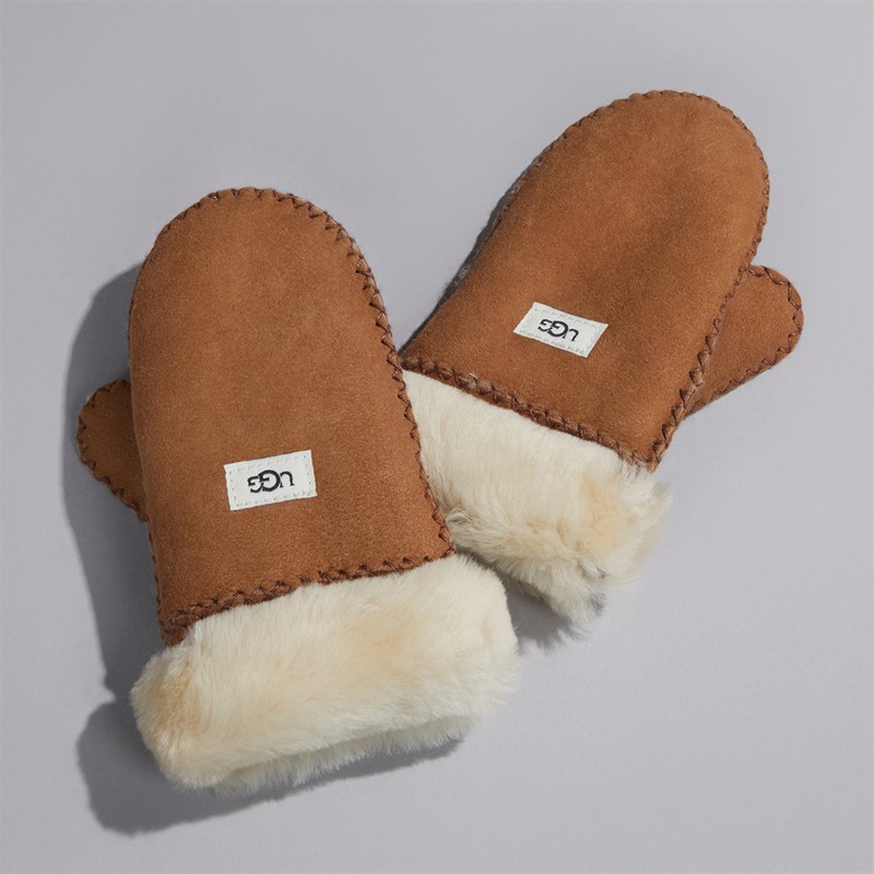 UGG Boys Sheepskin Mittens Chestnut - Size 4/6Y