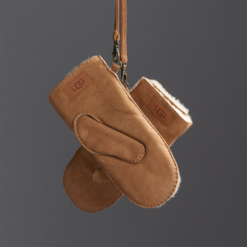 UGG® Womens Sheepskin Mittens Chestnut