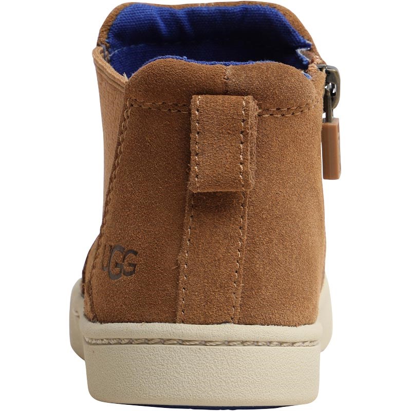 tan boy uggs