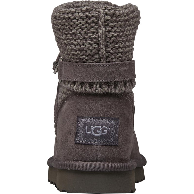 purl strap boot