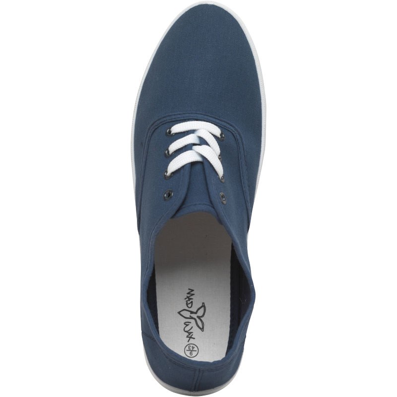 bench canvas pumps