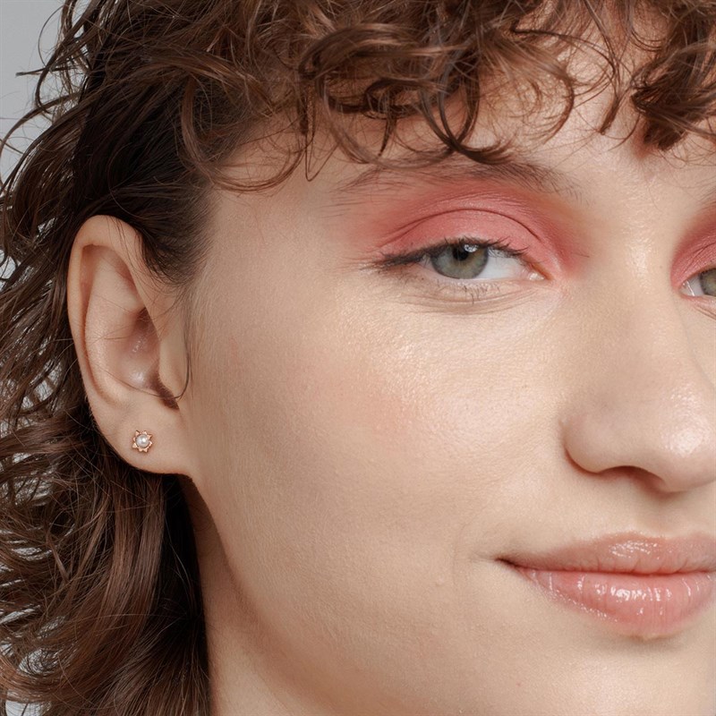 all we are Womens Stellar Pearl Stud Earrings Rose Gold